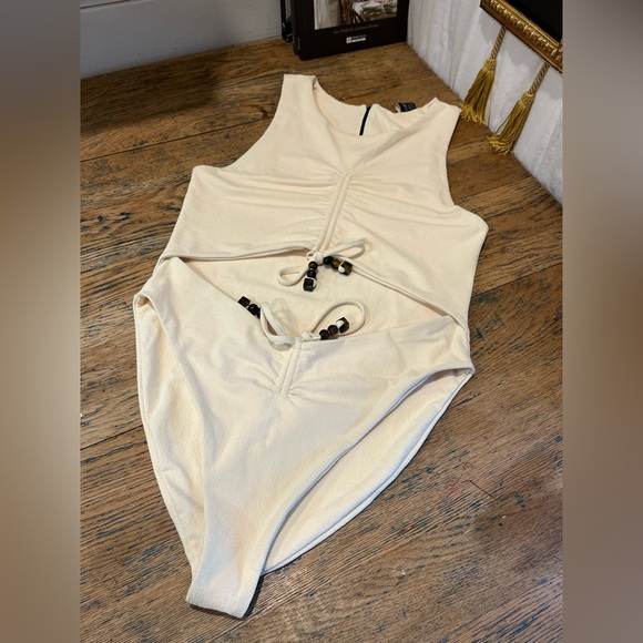 ❣️SAME LOS ANGELES Cream One-Piece Swimsuit - Size XXL - Picture 8 of 11